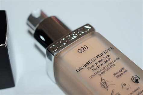 dior forever fluid foundation review.